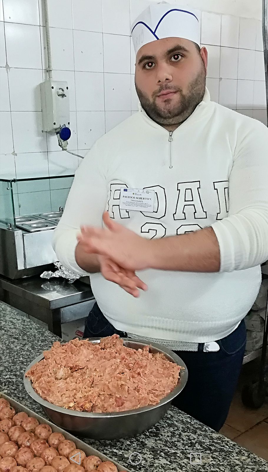 156_pacifico_alberto_vittorio_26_anni_aiuto_cuoco_di_ristorante-_azienda-_enjoypub_casarano.jpg